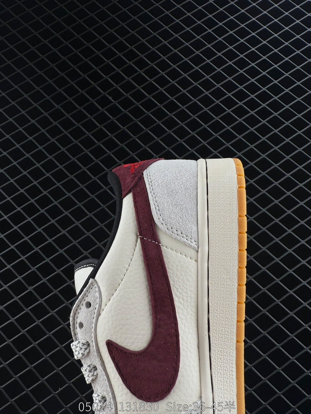 Travis Scott x Air Jordan 1 ” Reverse Mocha “